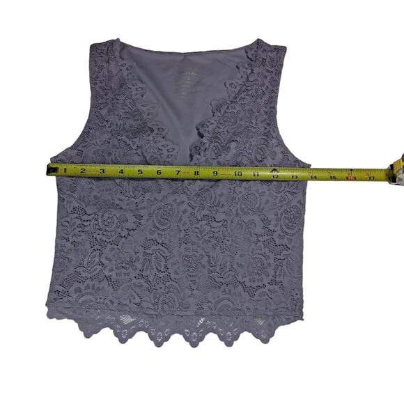 Reoria Lavender Cropped Tank Top Lace Overlay Mixed Media Size S Small V Neck - Picture 10 of 12